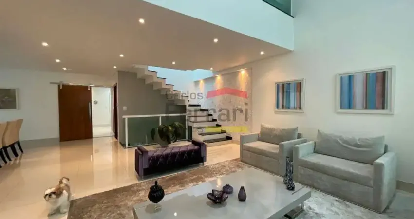 Casa á venda no tucuruvi - 3 quartos/suítes e 3 vagas de garagem.