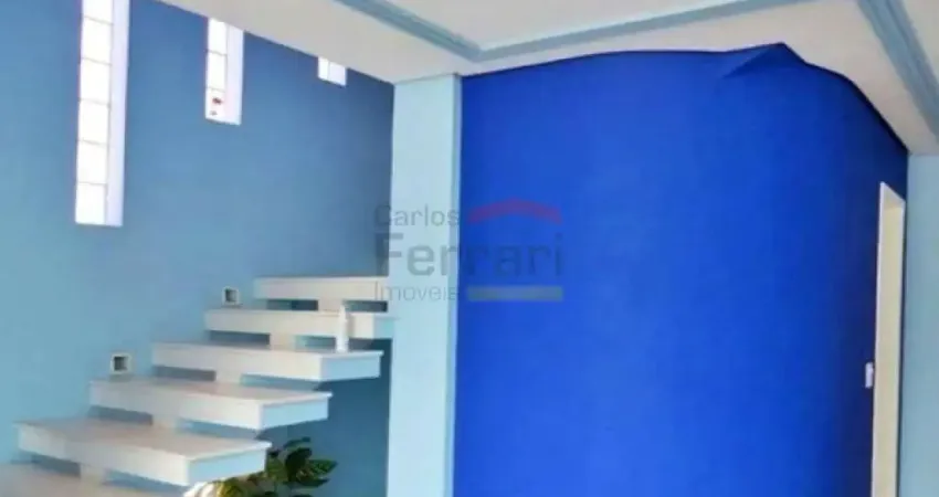 Sobrado á venda na Vila Guilherme - 4 quartos e 3 vagas de garagem