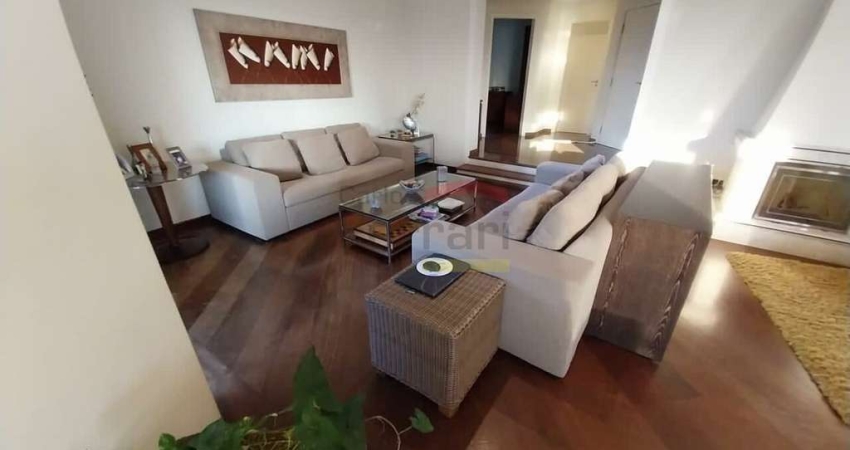 Apartamento contendo  4 suítes, boa varanda, 4 vagas com depósito , 286m² , Água Fria