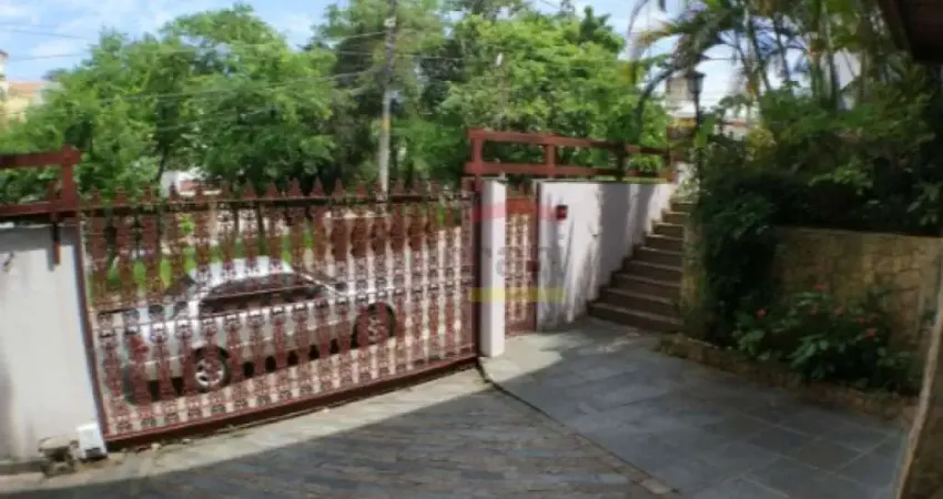 Sobrado isolado no Jardim França, 4 dormitórios, suíte, 5 vagas, piscina, 400 metros