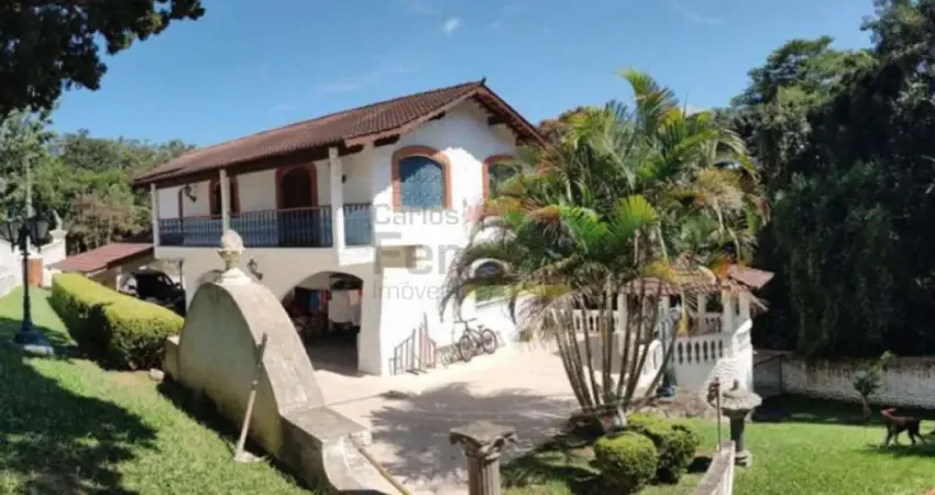 Casa Condomínio fechado, a venda, Serra Cantareira, 03 dormitórios, 01 suíte,  05  vagas