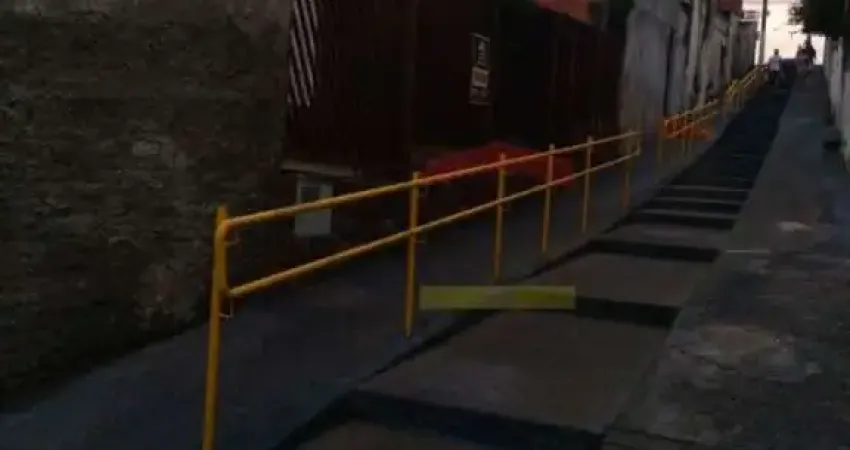 Casa térrea região Vila Maria Alta aceita permuta Mairiporã