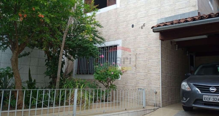Sobrado 3 dormitórios 1 suite,2 vagas no Jardim Ondina