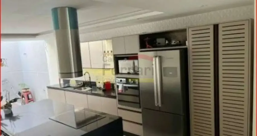 Sobrado Água Fria à venda com 3 dormitórios e 2 vagas
