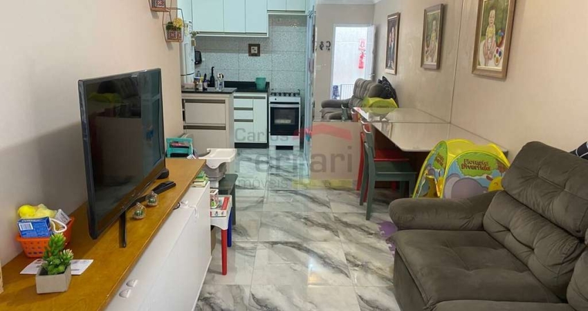 Sobrado condomínio fechado 105m2
