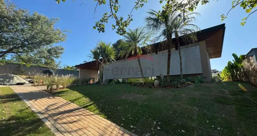 Casa térrea  à venda com 3 suítes e no condomínio Figueira Garden