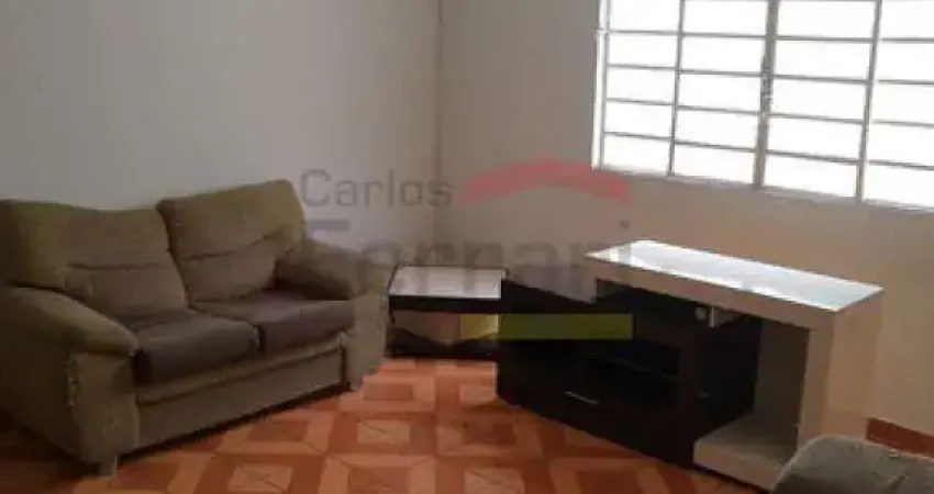 Casa com 2 dormitórios e 2 vagas de garagem a venda em Santa Teresinhaana / Santa Teresinha