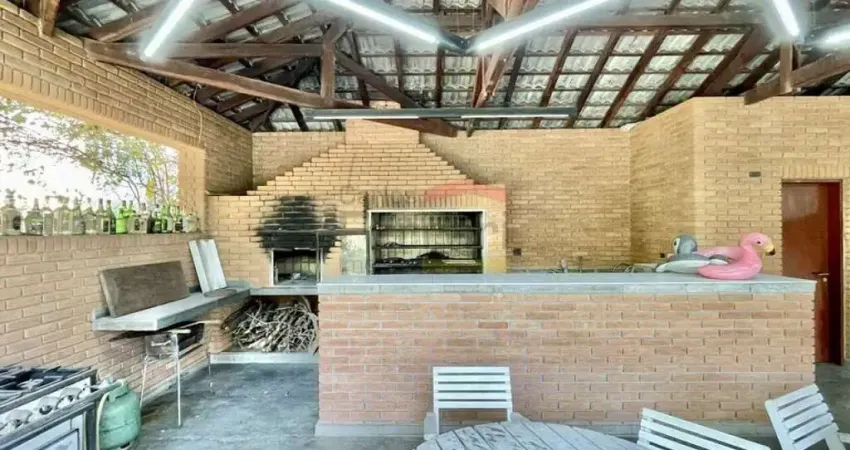 Casa em condomínio fechado com 5 quartos à venda na Rua São Judas Tadeu, 365, Vila Santo Antônio, Cotia