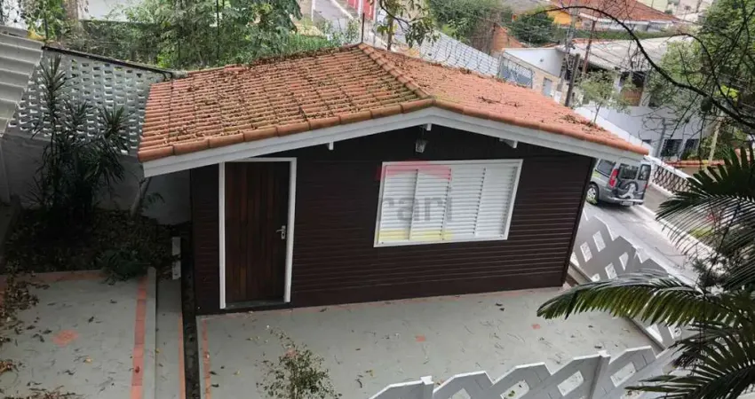 Casa com 3 quartos à venda na Rua Padre Cícero de Revoredo, 43, Vila Albertina, São Paulo