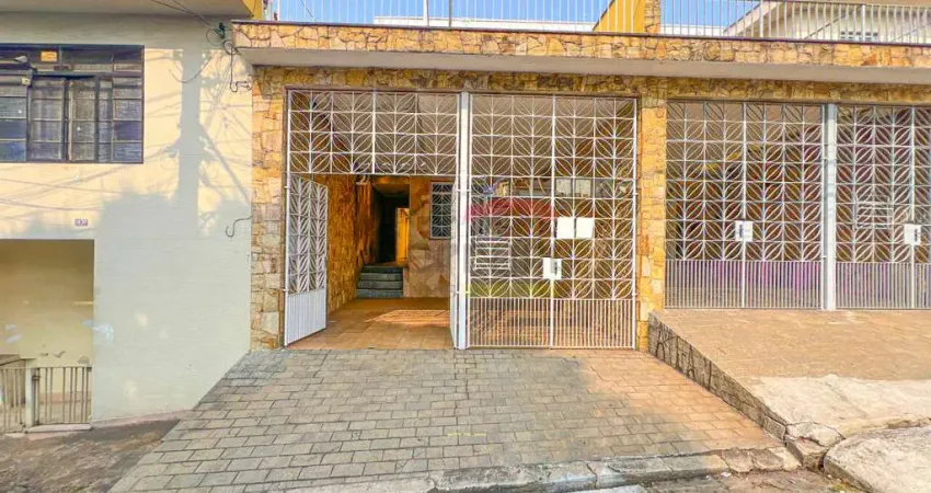 Sobrado no Tucuruvi de R$ 720 mil por R$ 650 mil. 4 quartos, 1 suíte, 4 banheiros, 2 vagas e quintal