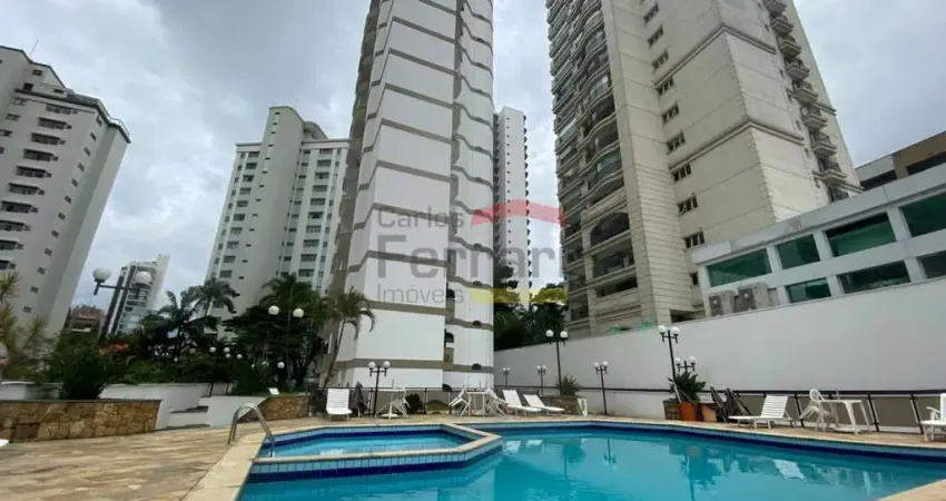 Excelente apto com 5 vagas na garagem