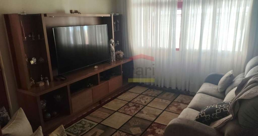 SÃO 2 CASAS NO TERRENO  NO IMIRIM- UMA COM 3 DORMITÓRIOS E A OUTRA COM 2 DORMIT., 4 VAGAS GARA GEM