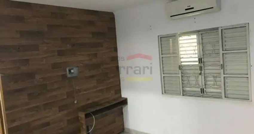 Casa Assobradada a venda, Vila Dorna, 04 dormitórios, 01 suíte, 05 vagas, edícula