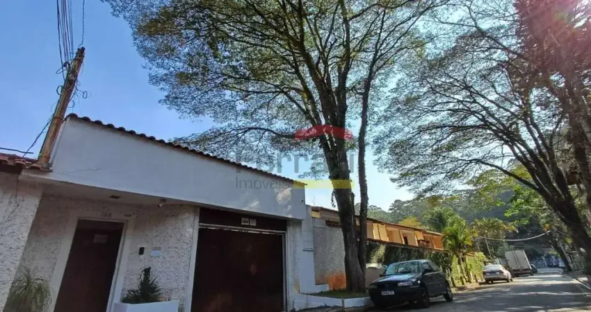 Linda Casa em Condomínio próximo a Serra da Cantareira
