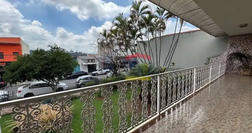 Casa térrea à venda com 3 dormitórios e 10 vagas no alvinópolis
