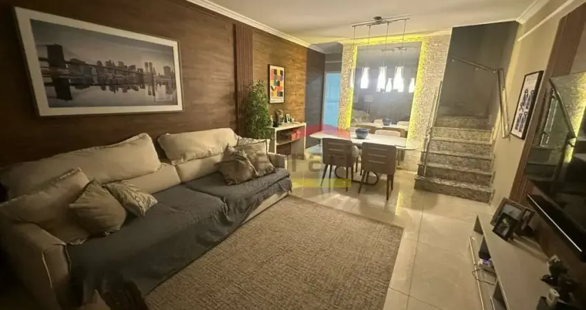 SOBRADO EM CONDOMÍNIO FECHADO  NO MANDAQUI COM 3 DORMITÓRIOS, SENDO 1 SUÍTE, 3 VAGAS DE GARAGEM + LA