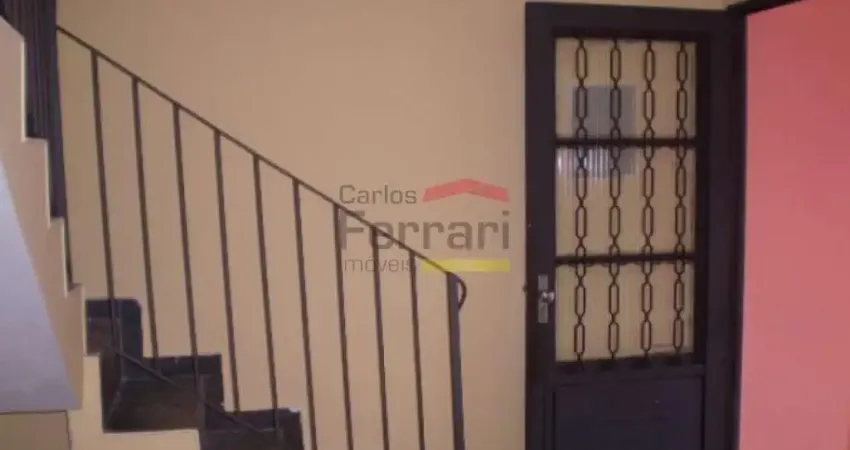 Sobrado a venda Jardim Fontalis, 02 dormitórios. 02 vagas,, área de serviço.