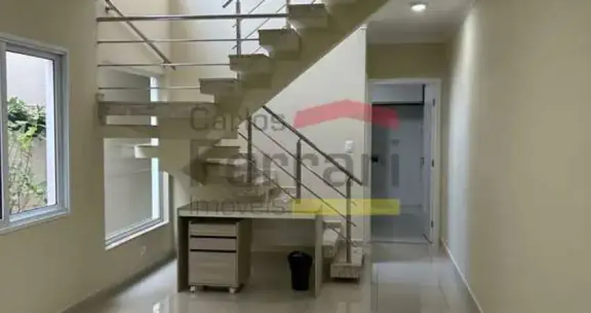 CASA A VENDA NA AGUA FRIA COM 3 SUÍTES, 3 VAGAS DE GARAGEM, QUINTAL COM CHURRASQUEIRA