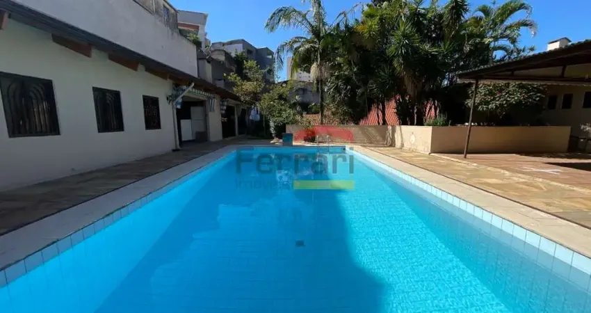 Casa de Alto Padrão no Jardim São Bento - 4 Suítes, Piscina, Sala de Jogos e 6 Vagas de Garagem