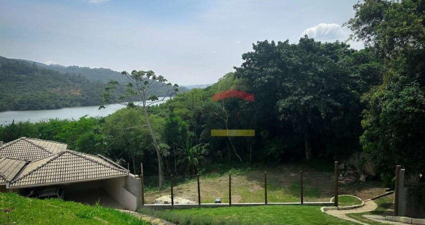 Terreno à venda na Serra da Cantareira, Alpes de Mairiporã, 1.398 metros
