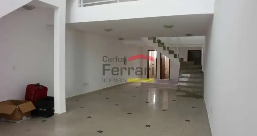 Prédio comercial em Santana