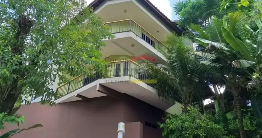 Casa em São Vicente - 4 dorm - 6 vagas - Morro dos Barbozas - Biquinha