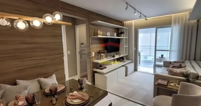 Condomínio de apartamentos com 2 dormitórios, 1 suíte, 1 vaga, próximo ao metrô Parada Inglesa.