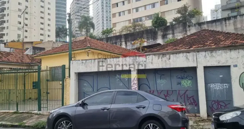 Casa à venda na Rua Vicente Soares, 68, Santana, São Paulo