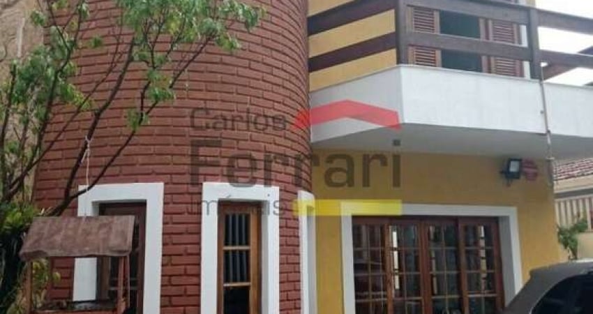 Sobrado Residencial Santa Terezinha á venda 3 quartos/ 1 suíte/ 2 vagas