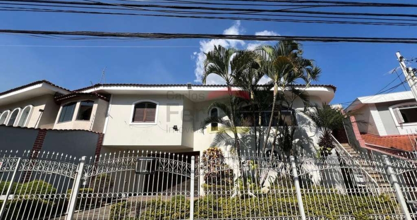 Casa assobradada no Jardim França, bairro mais procurado da Zona Norte. 3 dormitórios e 4 vagas.