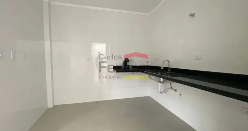 Sobrado à venda na vila constança com 2 suítes, 3 banheiros no total, churrasqueira e 2 vagas.