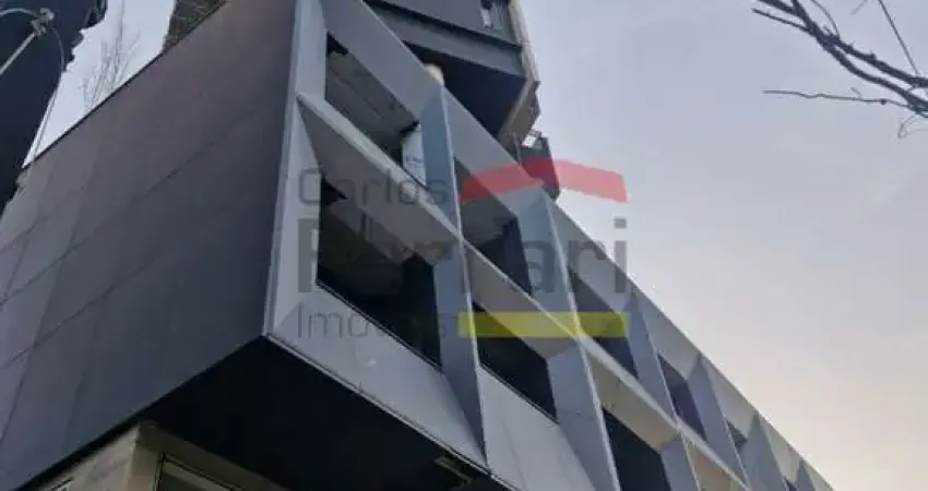 Studios de 22 a 30m², 01 banheiro, não possui vaga, Categoria NR, próximo Metrô