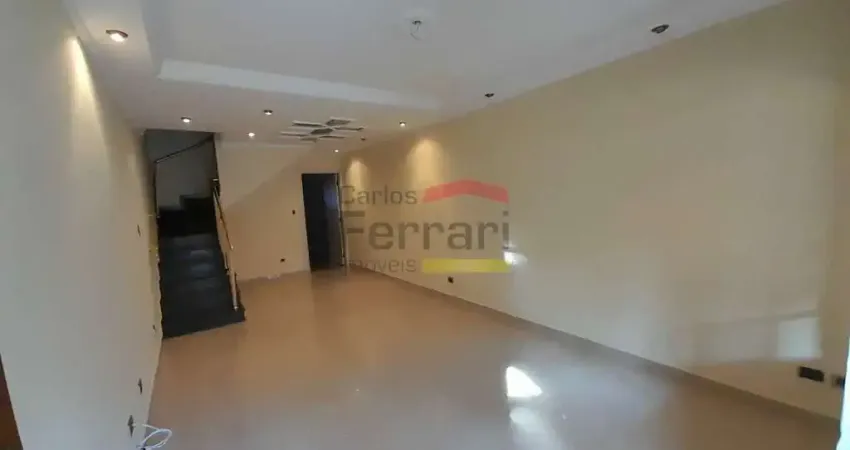 Casa para locação na Água Fria com 126m², 2 dormitórios e 3 vagas cobertas - excelente localização!