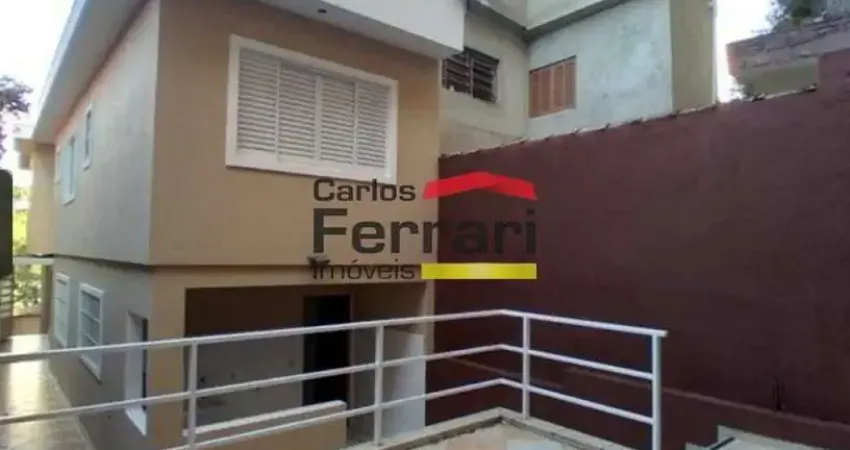 Casa com 3 quartos para alugar na Rua Alcides Godói, 344, Mandaqui, São Paulo
