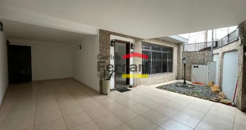 Casa térrea para locação no jardim frança, 4 suítes, quital, amplo salão de festas e churrasqueira.