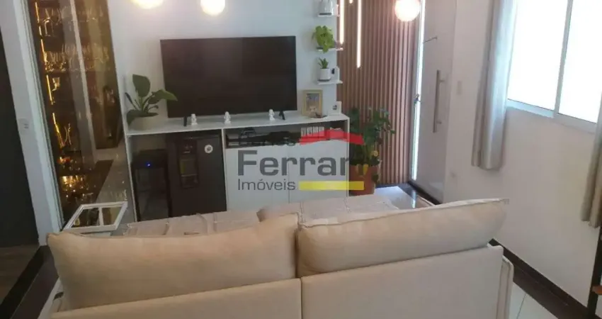 Sobrado - condomínio fechado - 120 m2 - 3 dorm. 1 suíte. 3 vagas