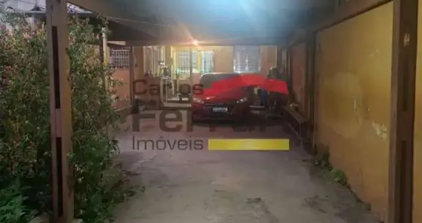 Casa térrea na vila nivi com 1 dormitório grande, 6 vagas de garagem e quintal