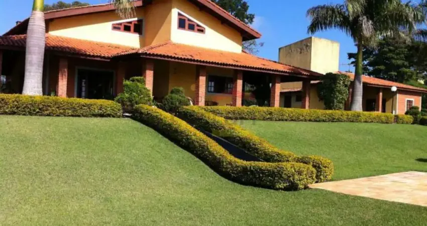 Realize seu sonho ! Linda chácara em jarinu a 78km de saõ paulo. Lazer completíssimo .