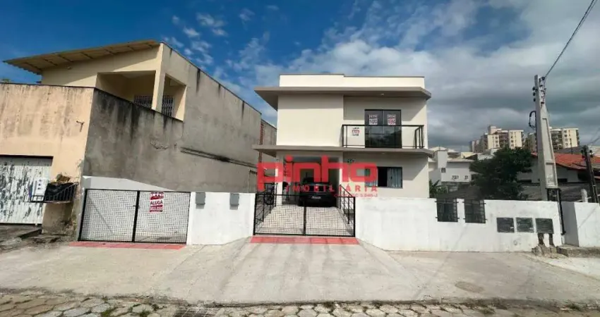 Apartamento com 2 dormitórios para alugar, 80 m² por r$ 2.790,84/mês - capoeiras - florianópolis/sc