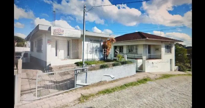Casa com 3 quartos à venda no Petrópolis, Caxias do Sul 