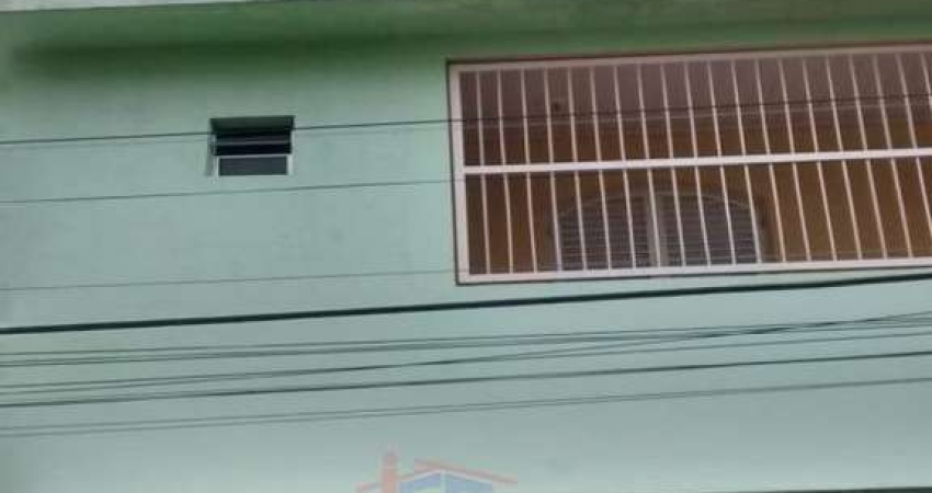 Casa comercial à venda no I.A.P.I., Osasco 