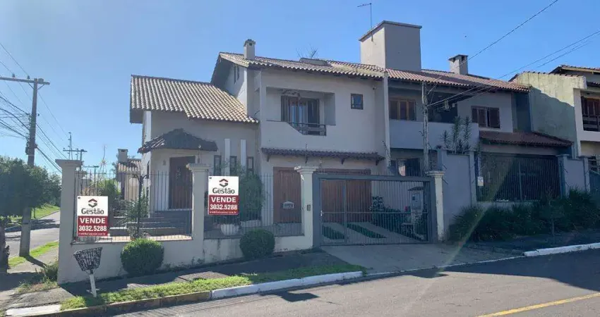 Belíssimo Sobrado de Esquina c/ 3 Quartos no Moinhos de Vento