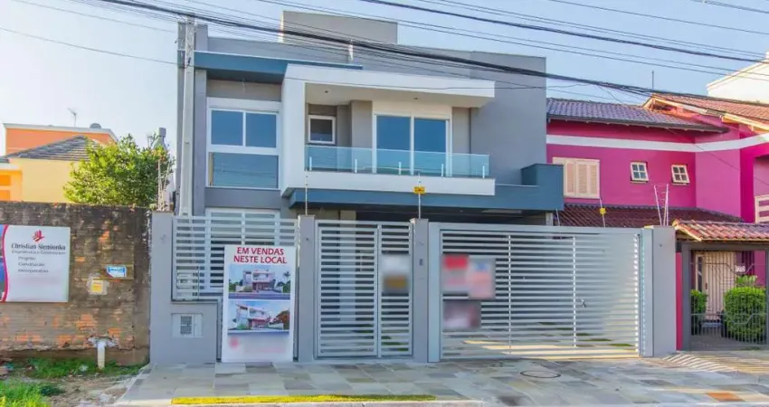 Casa Com 3 suítes no bairro Moinhos Vento em canoas