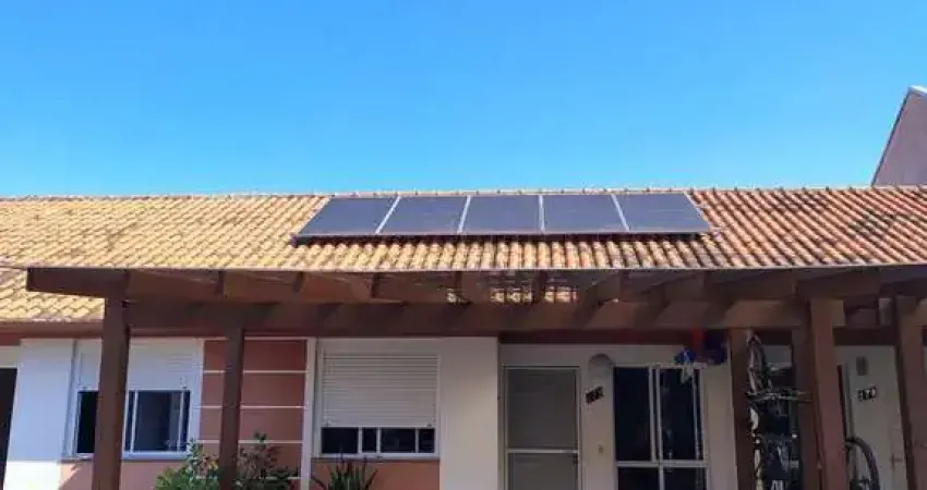 Casa em Condomínio  Olaria, Canoas - Condomínio com Portaria 24h e Espaço de Lazer