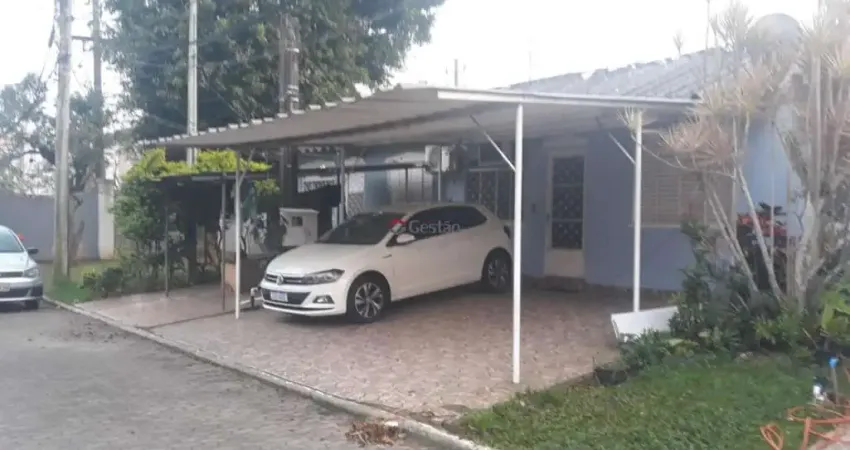 Casa com 2 quartos à venda na Rua Camboatás, 190, Igara, Canoas