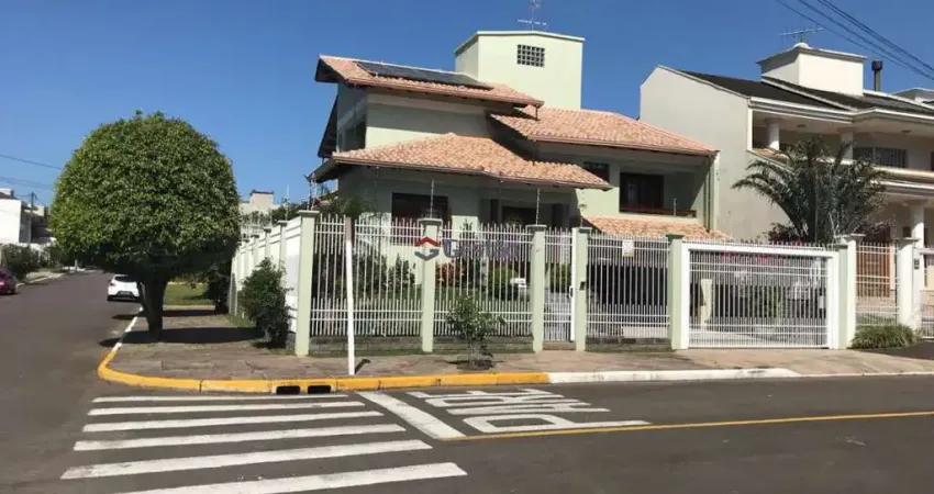 Casa com 3 quartos à venda na Rua Áustria, 271, Moinhos De Vento, Canoas