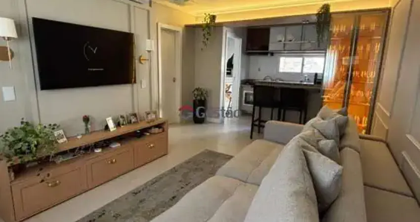 Sobrado em condomínio à venda em canoas, semimobiliado e com 3 vagas de garagem