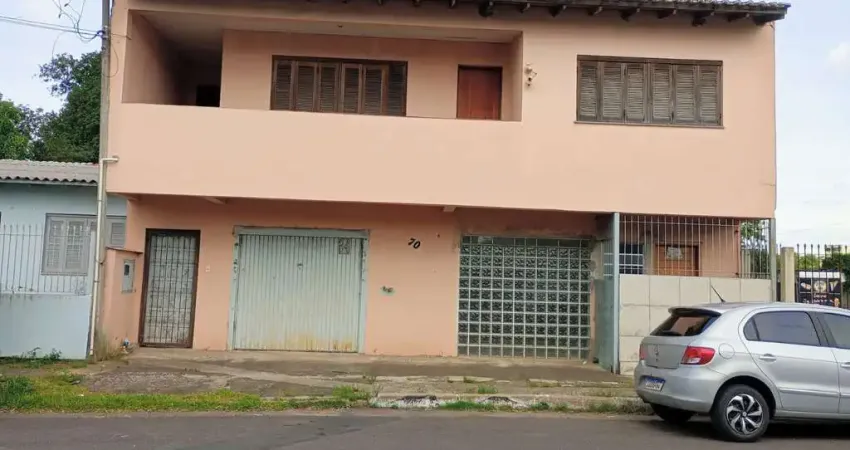 Casa com terreno de 550m² no bairro nossa senhora das graças em canoas.