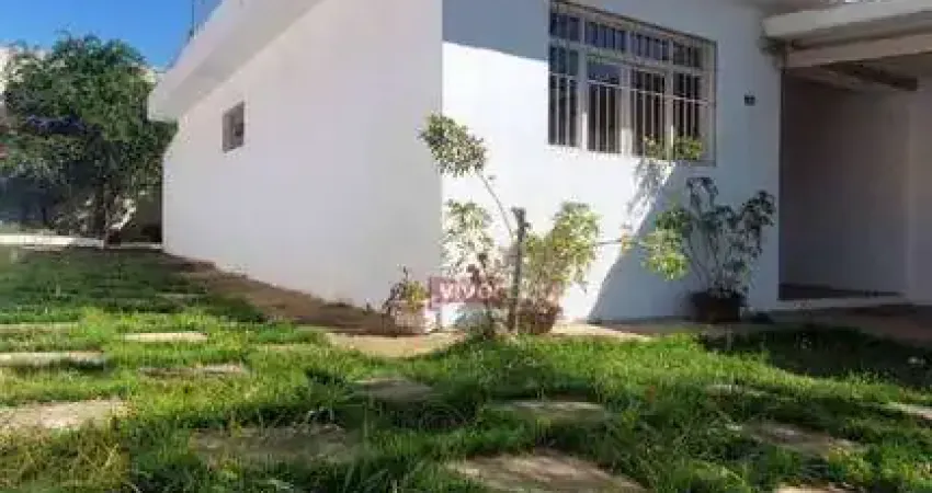 Casa com 2 dormitórios à venda, 94 m² por R$ 680.000,00 - Alvinópolis - Atibaia/SP