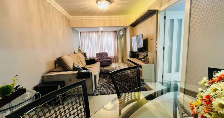 Apartamento Mobiliado com Suíte na QUADRA MAR de Balneário Camboriú na região da Rua 3200